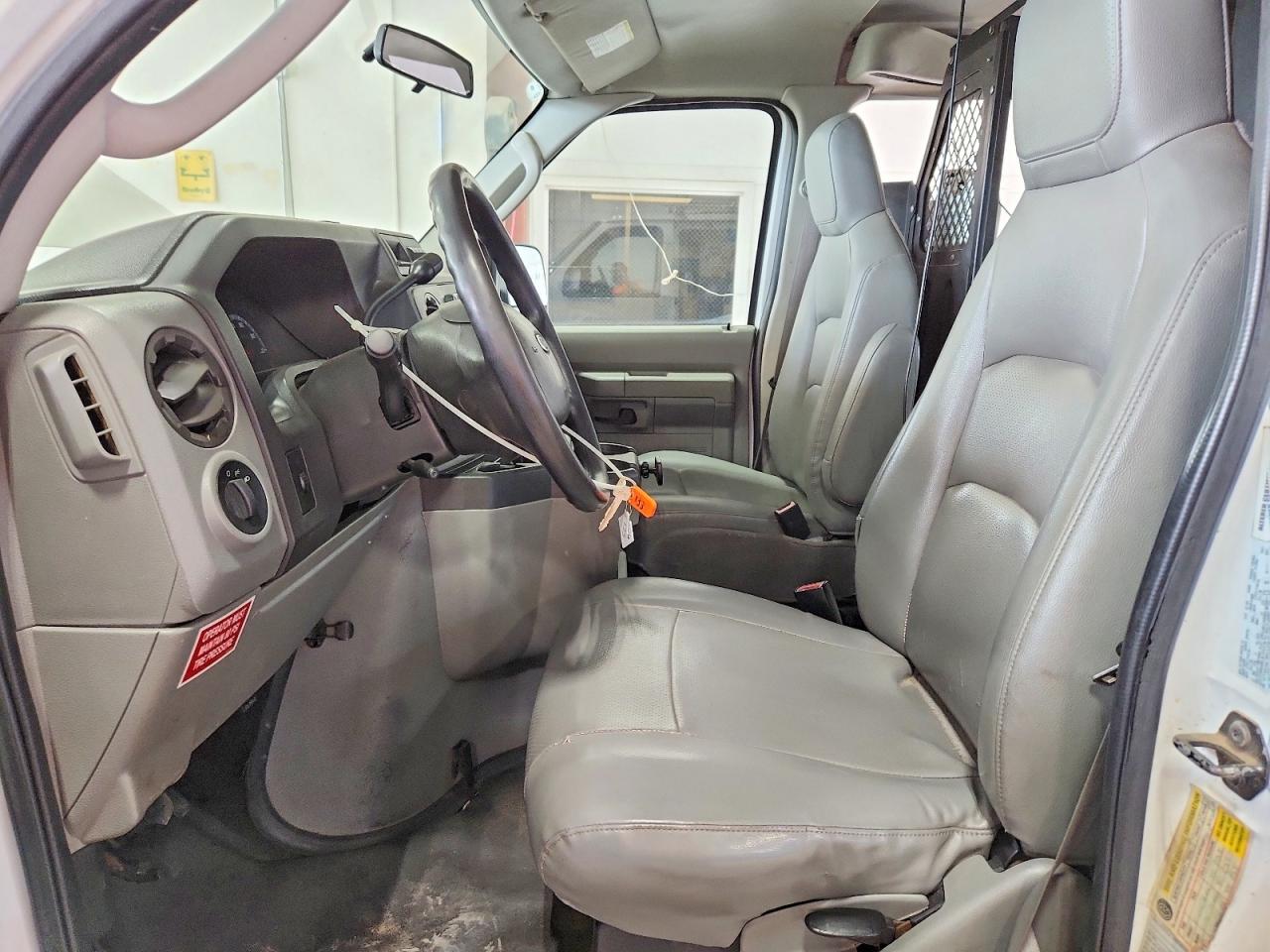 2009 FORD ECONOLINE