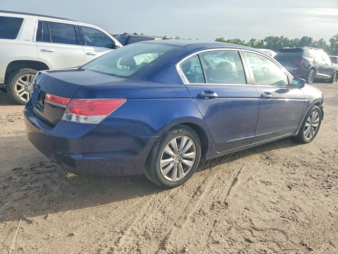 2011 HONDA ACCORD