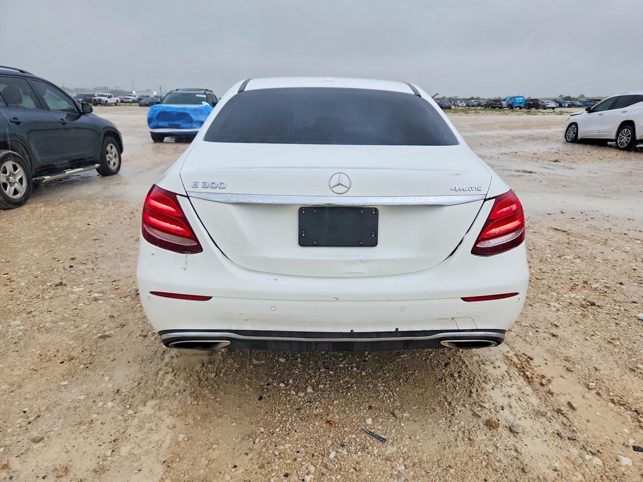 2017 MERCEDES-BENZ E-CLASS