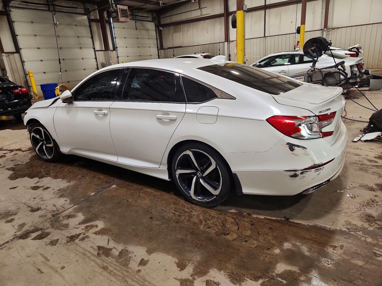 2019 HONDA ACCORD