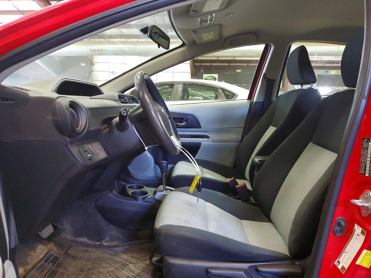 2014 TOYOTA PRIUS