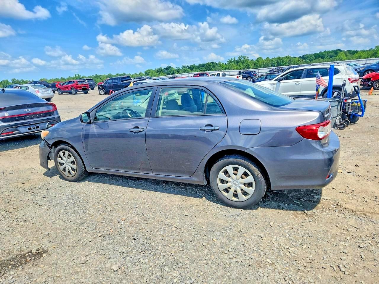 2011 TOYOTA COROLLA