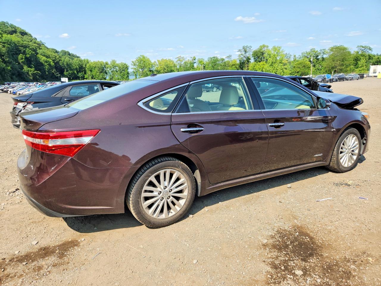 2015 TOYOTA AVALON