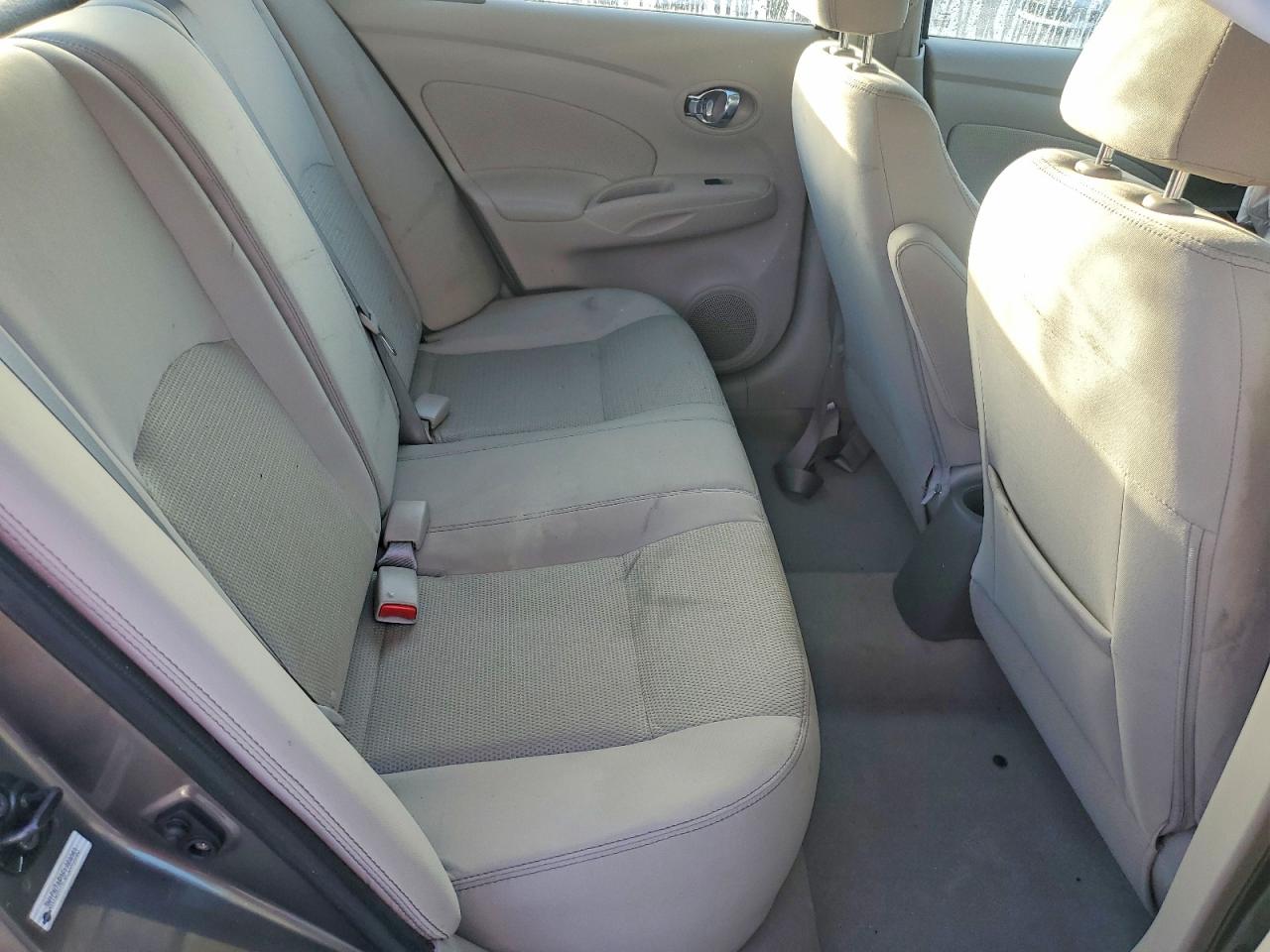 2015 NISSAN VERSA