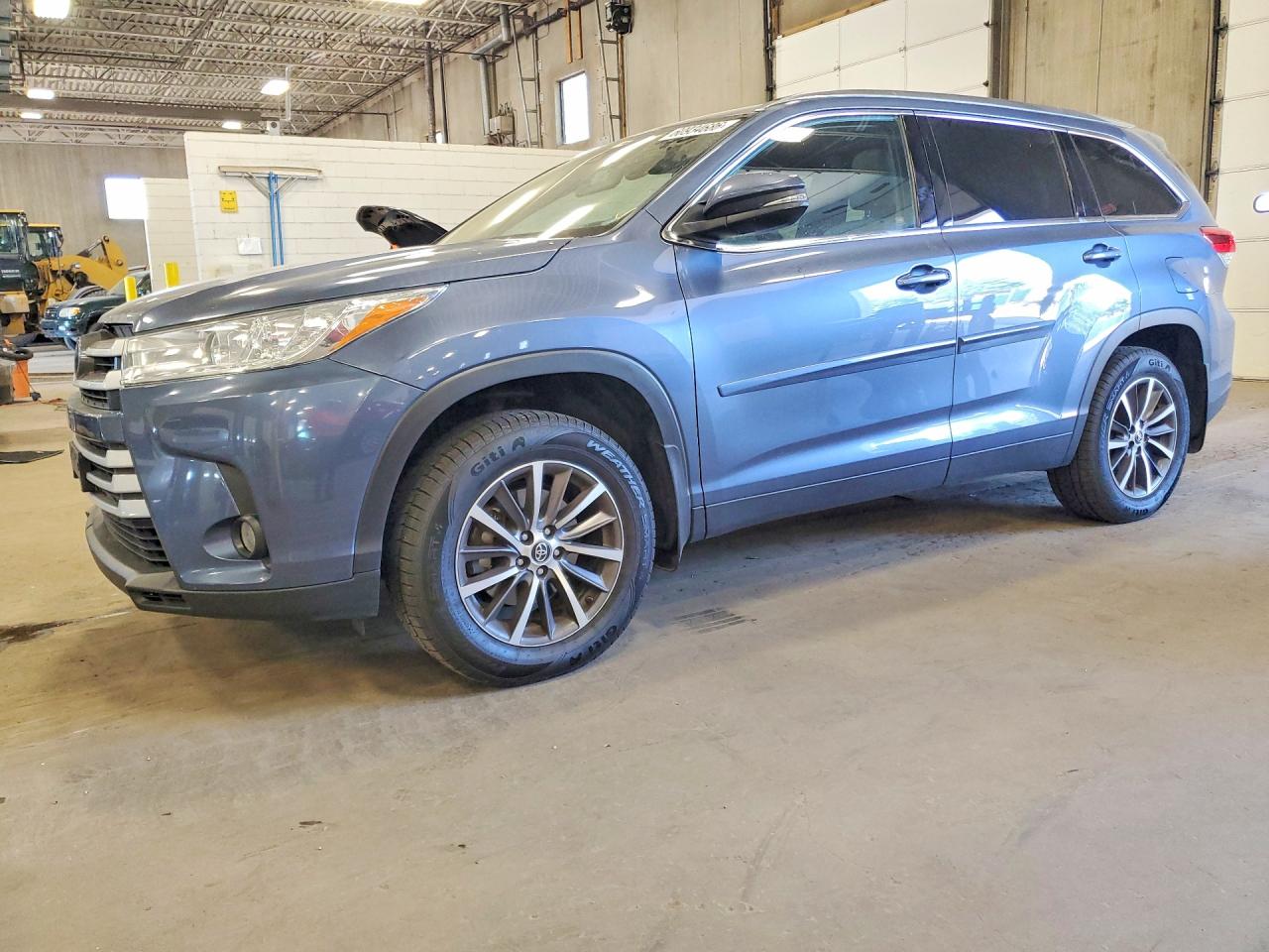 2019 TOYOTA HIGHLANDER