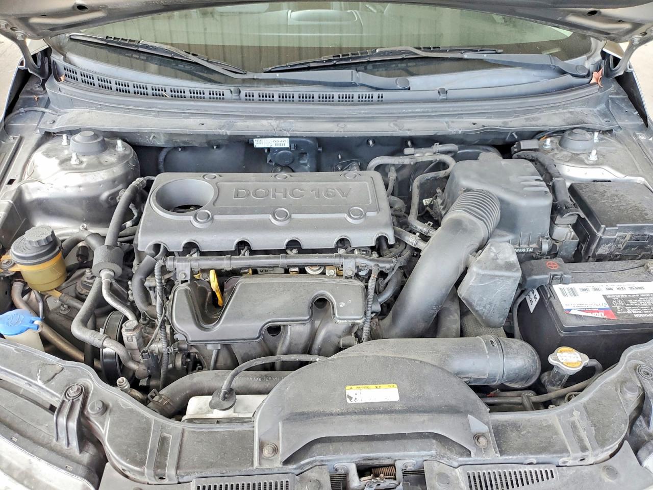 2011 KIA FORTE5