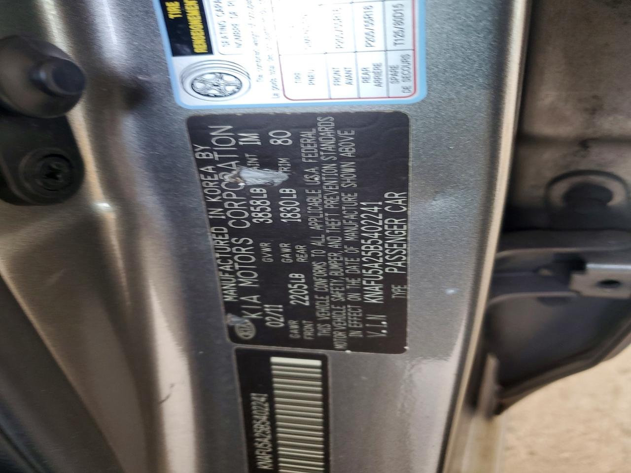 2011 KIA FORTE5