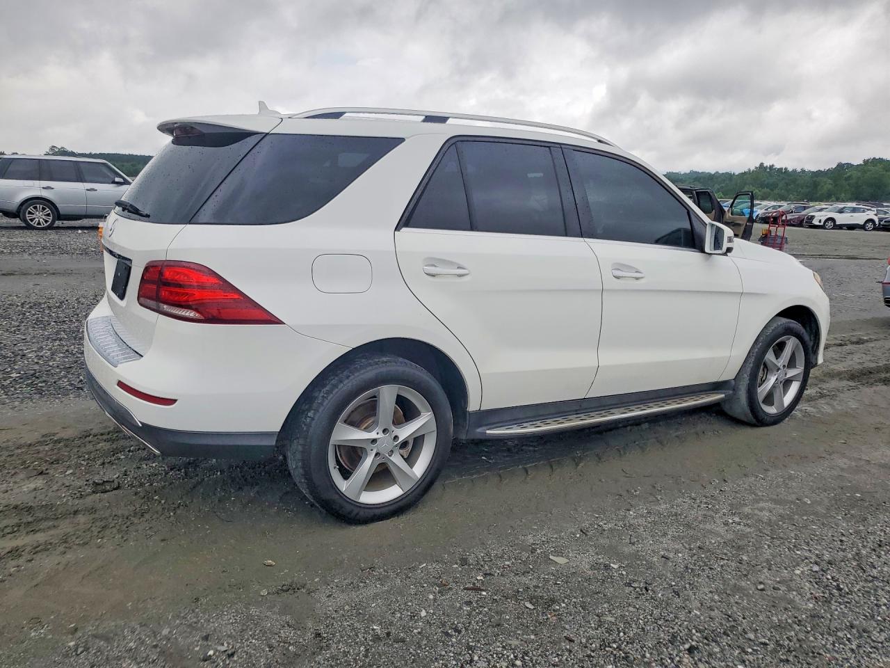 2016 MERCEDES-BENZ GLE-CLASS