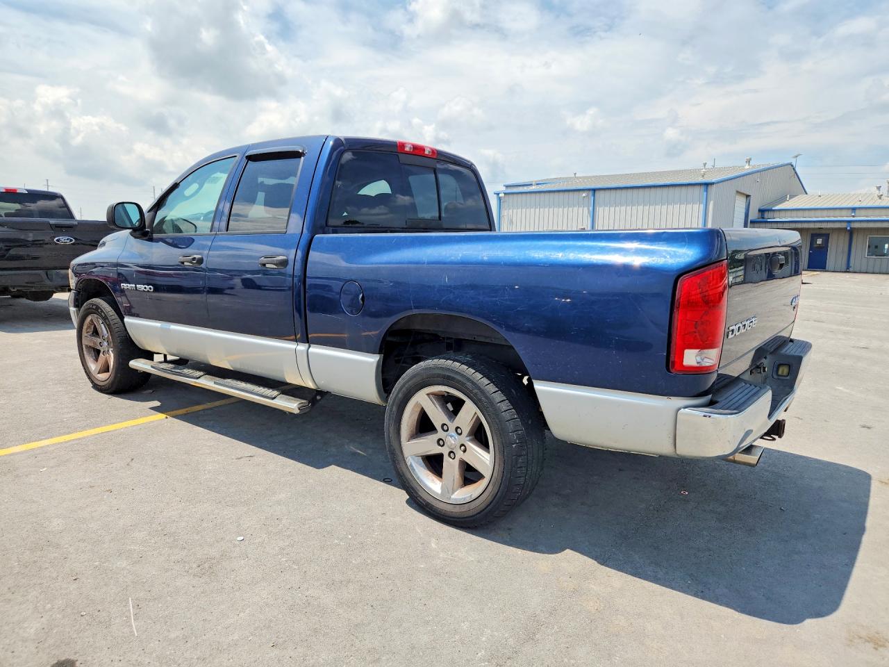 2004 DODGE RAM 1500