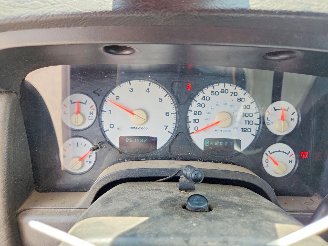 2004 DODGE RAM 1500