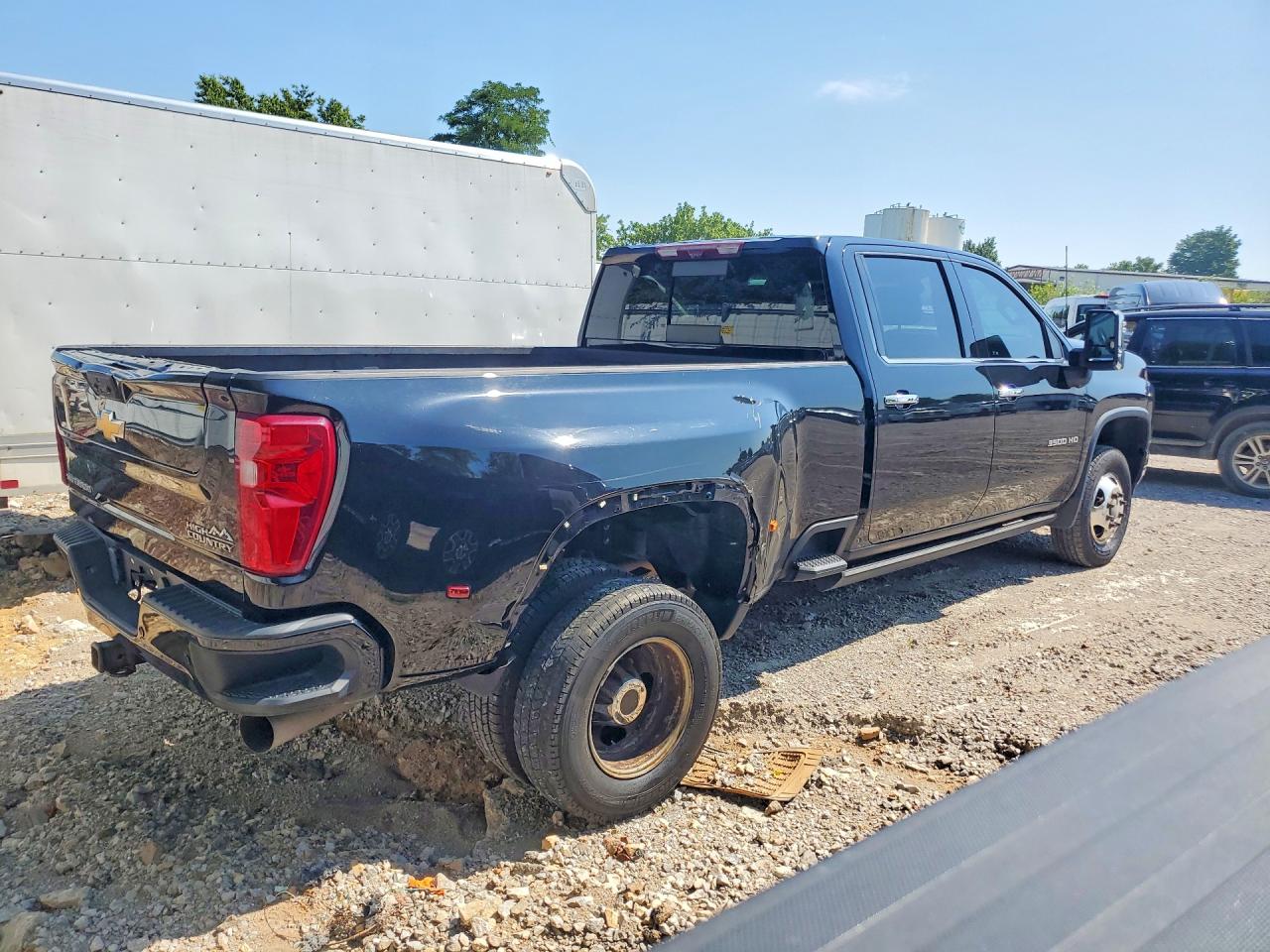2023 CHEVROLET SILVERADO