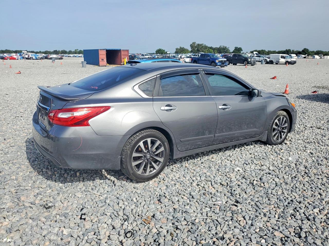 2017 NISSAN ALTIMA