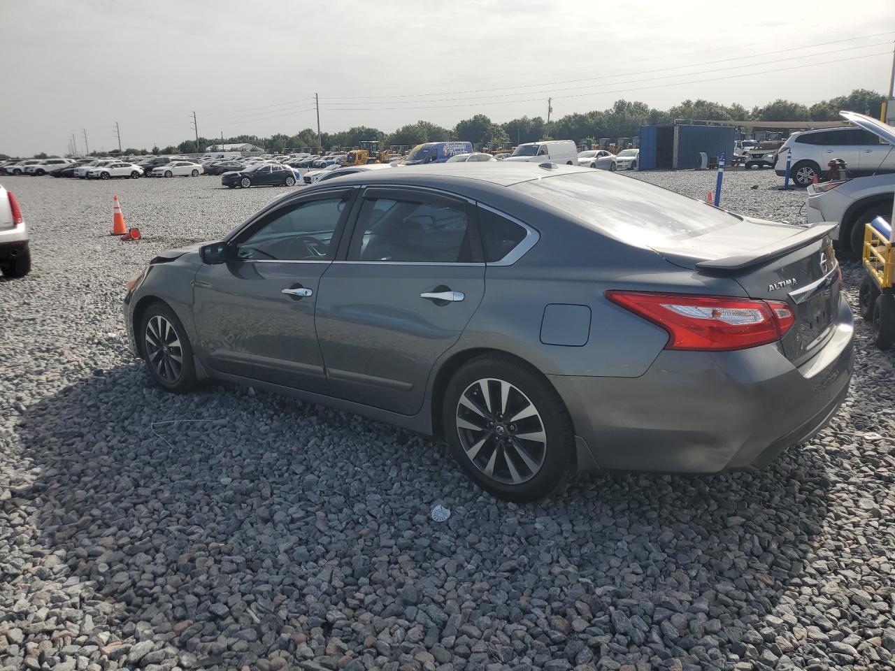 2017 NISSAN ALTIMA