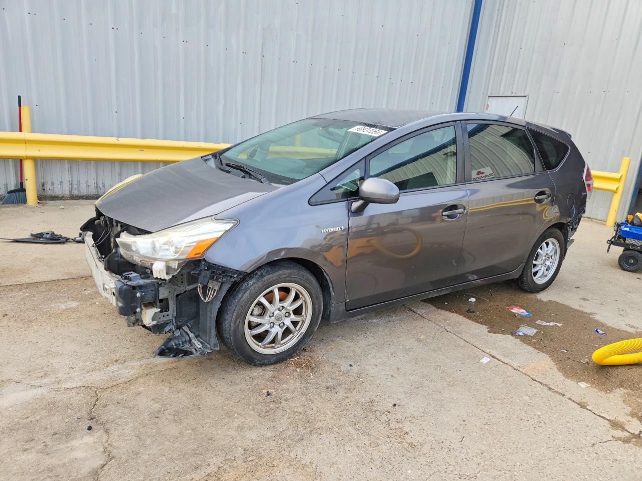 2016 TOYOTA PRIUS