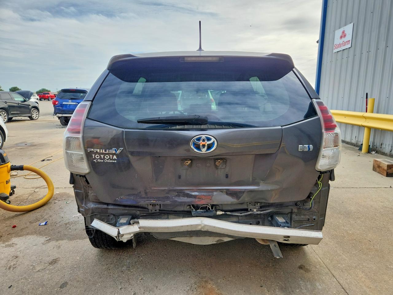 2016 TOYOTA PRIUS
