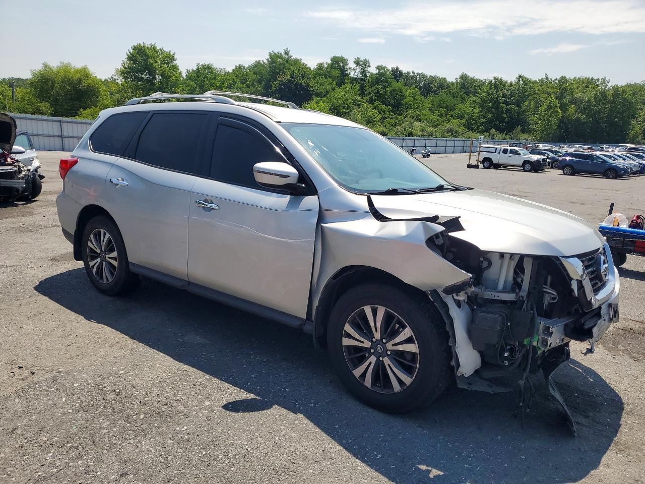 2017 NISSAN PATHFINDER