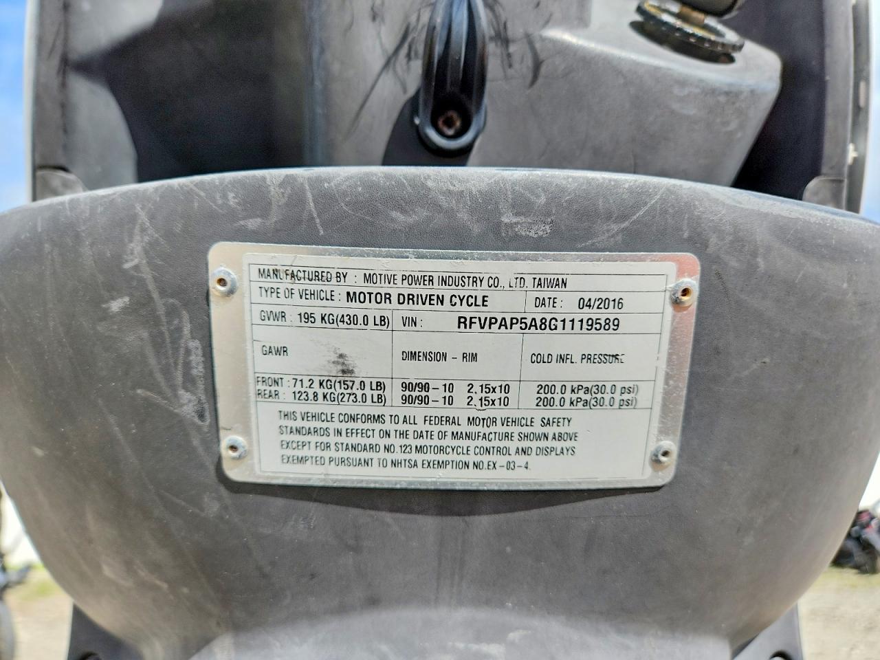 2016 GENUINE SCOOTER CO. SCOOTER