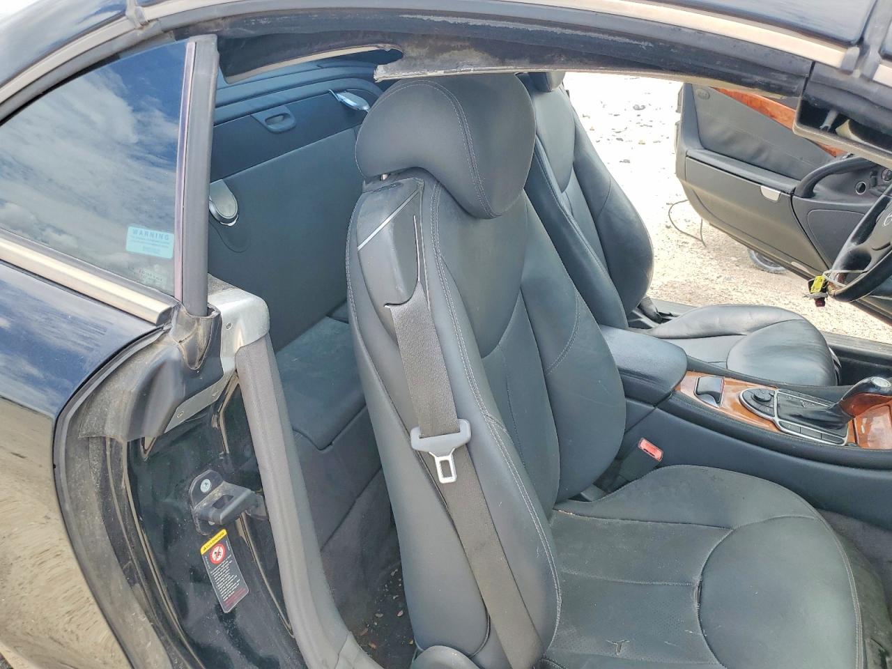 2004 MERCEDES-BENZ SL-CLASS