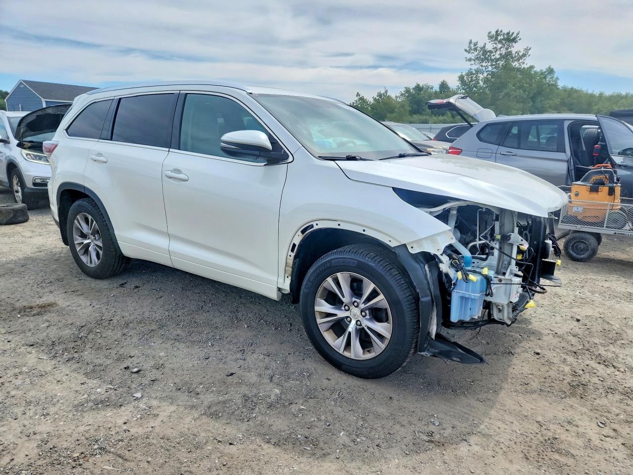 2014 TOYOTA HIGHLANDER