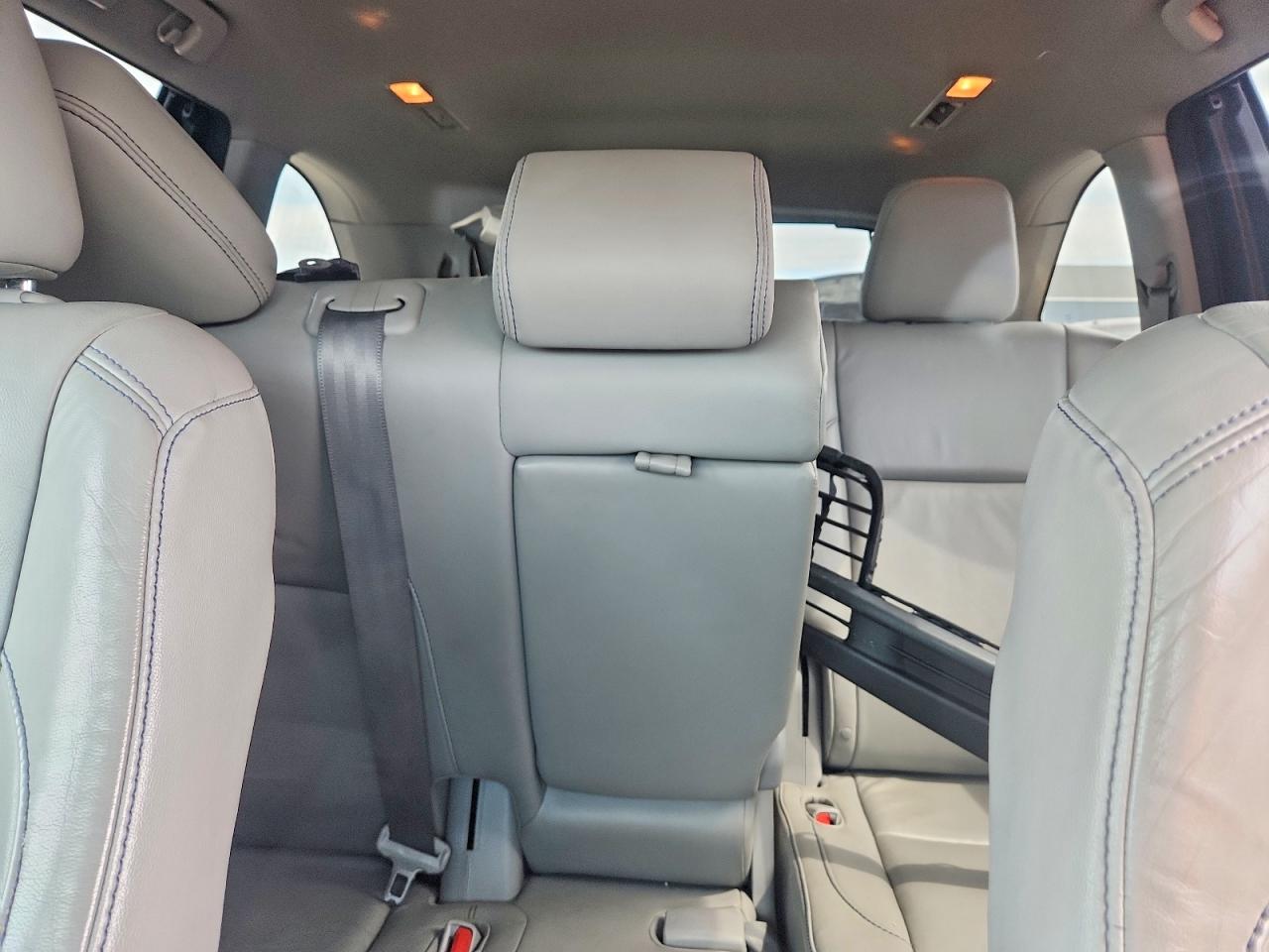 2014 TOYOTA HIGHLANDER