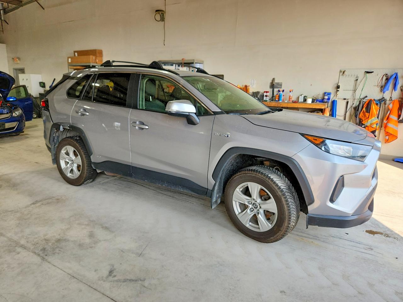 2019 TOYOTA RAV4