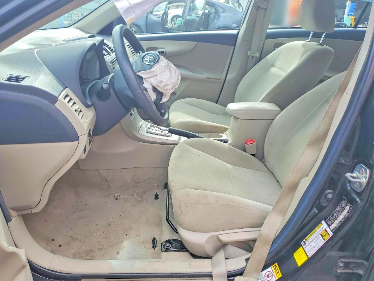 2013 TOYOTA COROLLA
