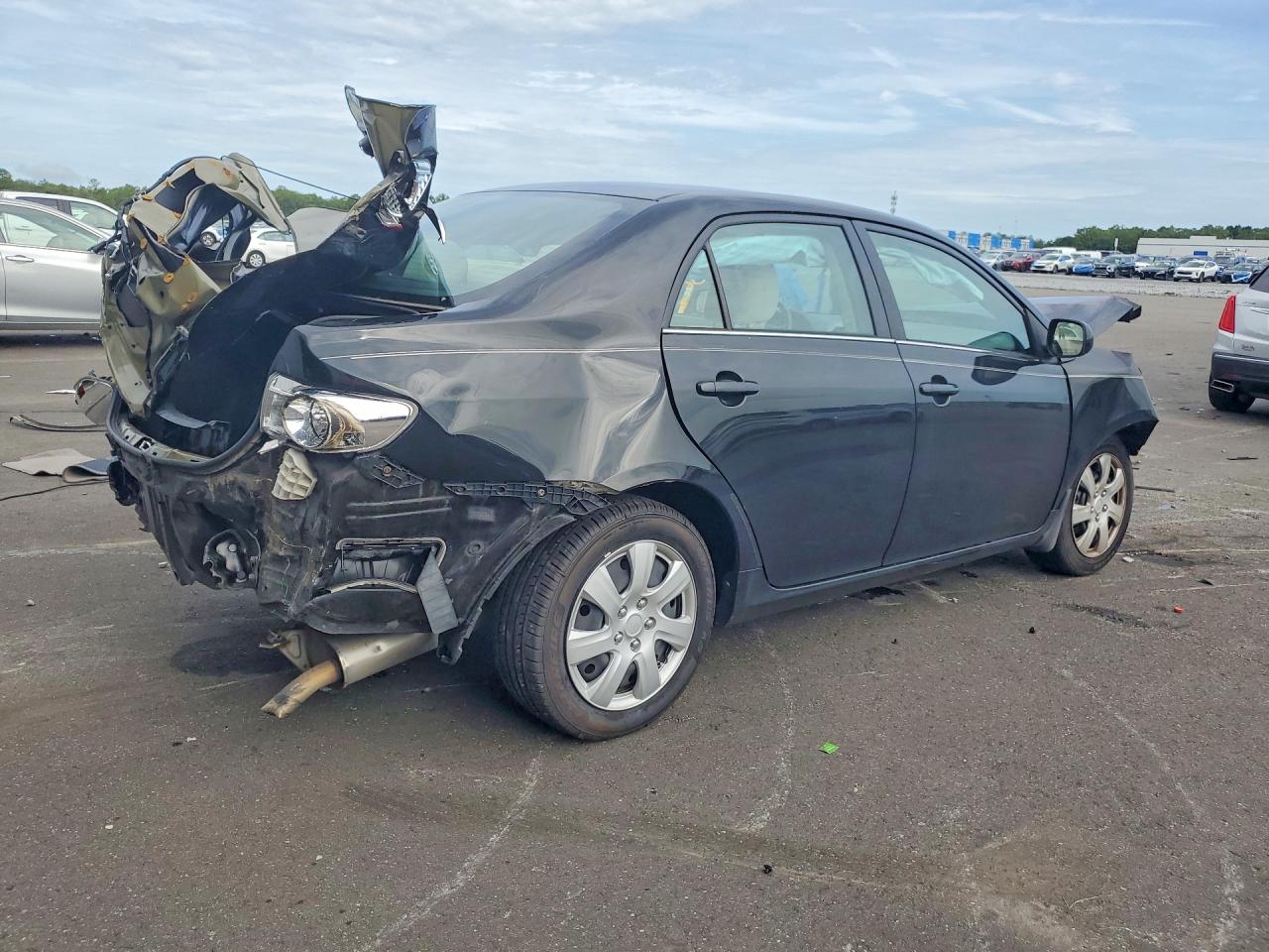 2013 TOYOTA COROLLA