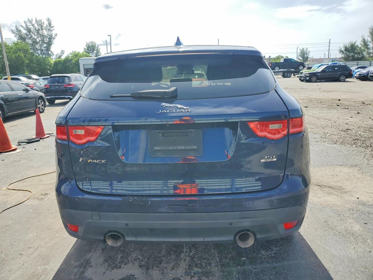2017 JAGUAR F-PACE
