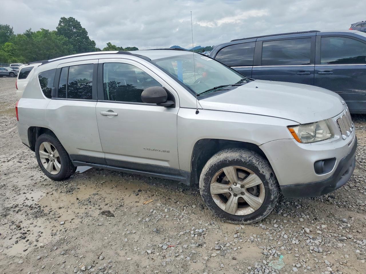 2011 JEEP COMPASS