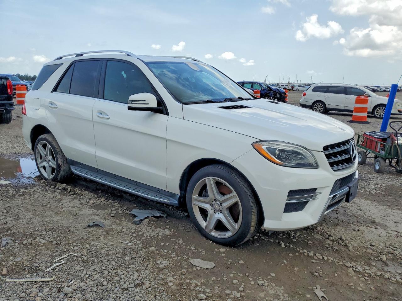 2014 MERCEDES-BENZ M-CLASS