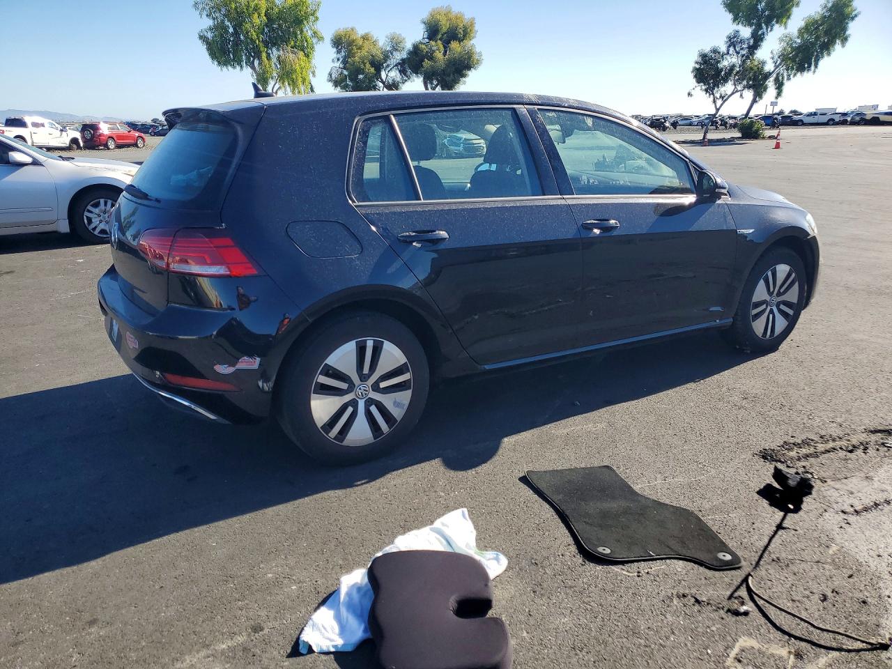 2019 VOLKSWAGEN GOLF