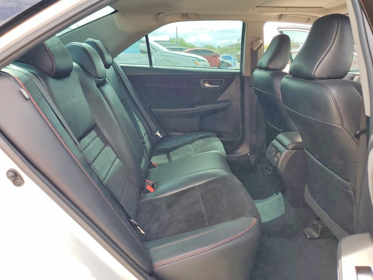 2015 TOYOTA CAMRY