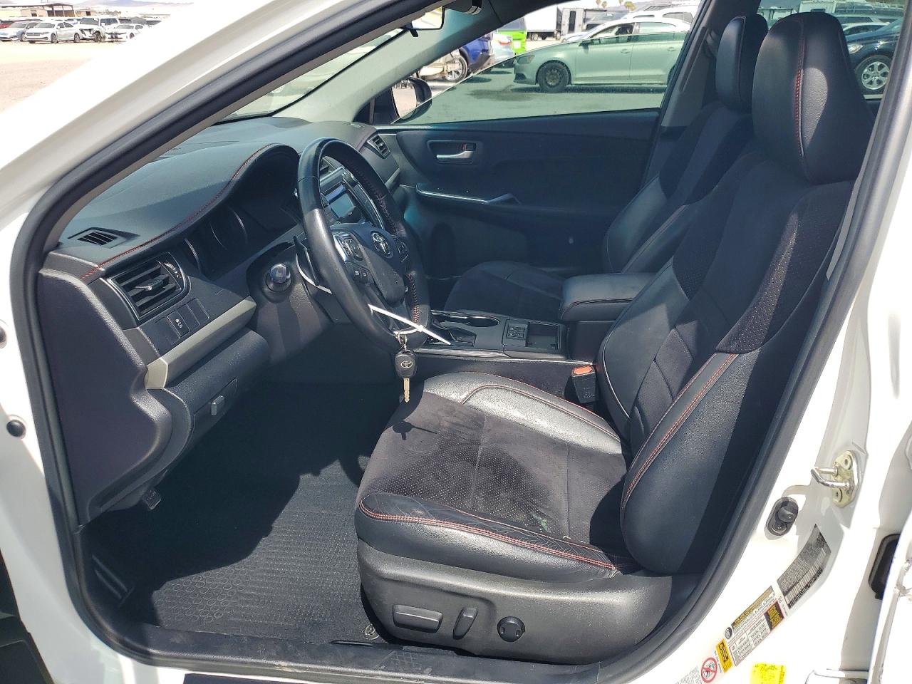 2015 TOYOTA CAMRY