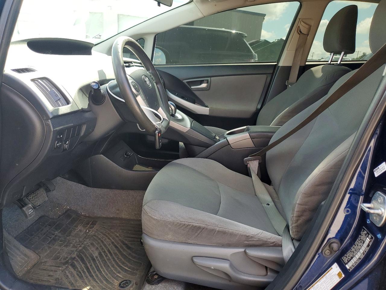 2012 TOYOTA PRIUS