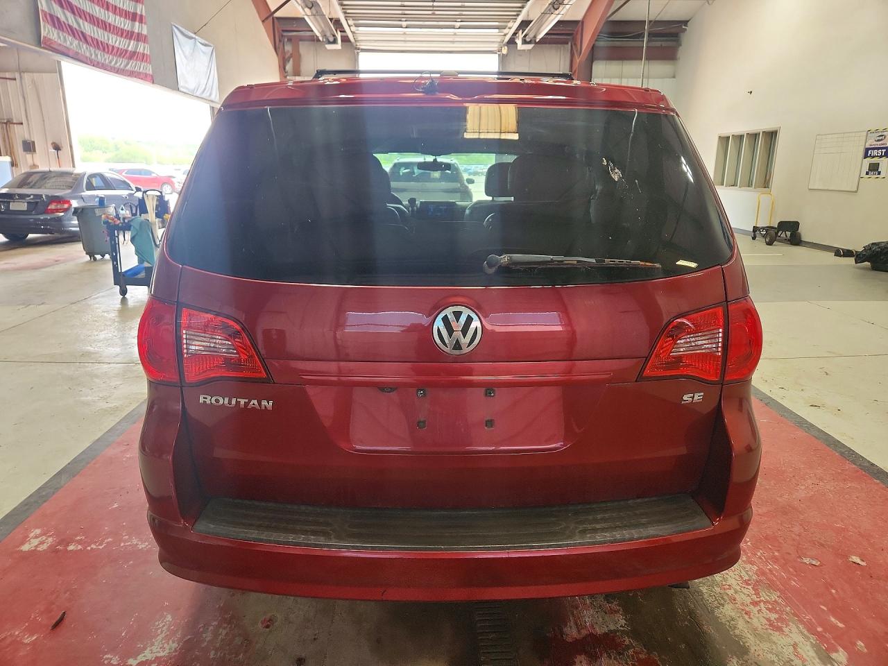 2012 VOLKSWAGEN ROUTAN