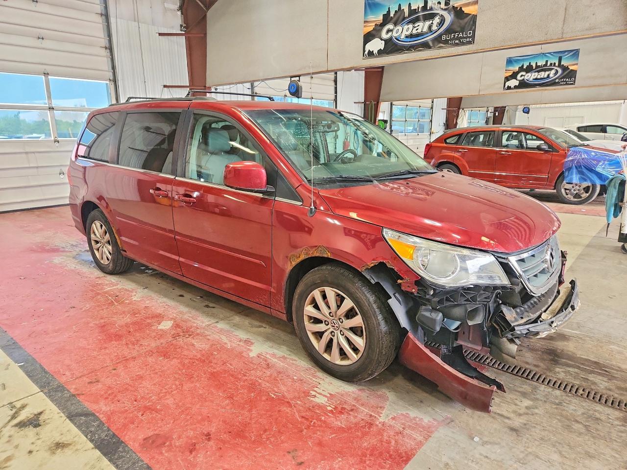 2012 VOLKSWAGEN ROUTAN