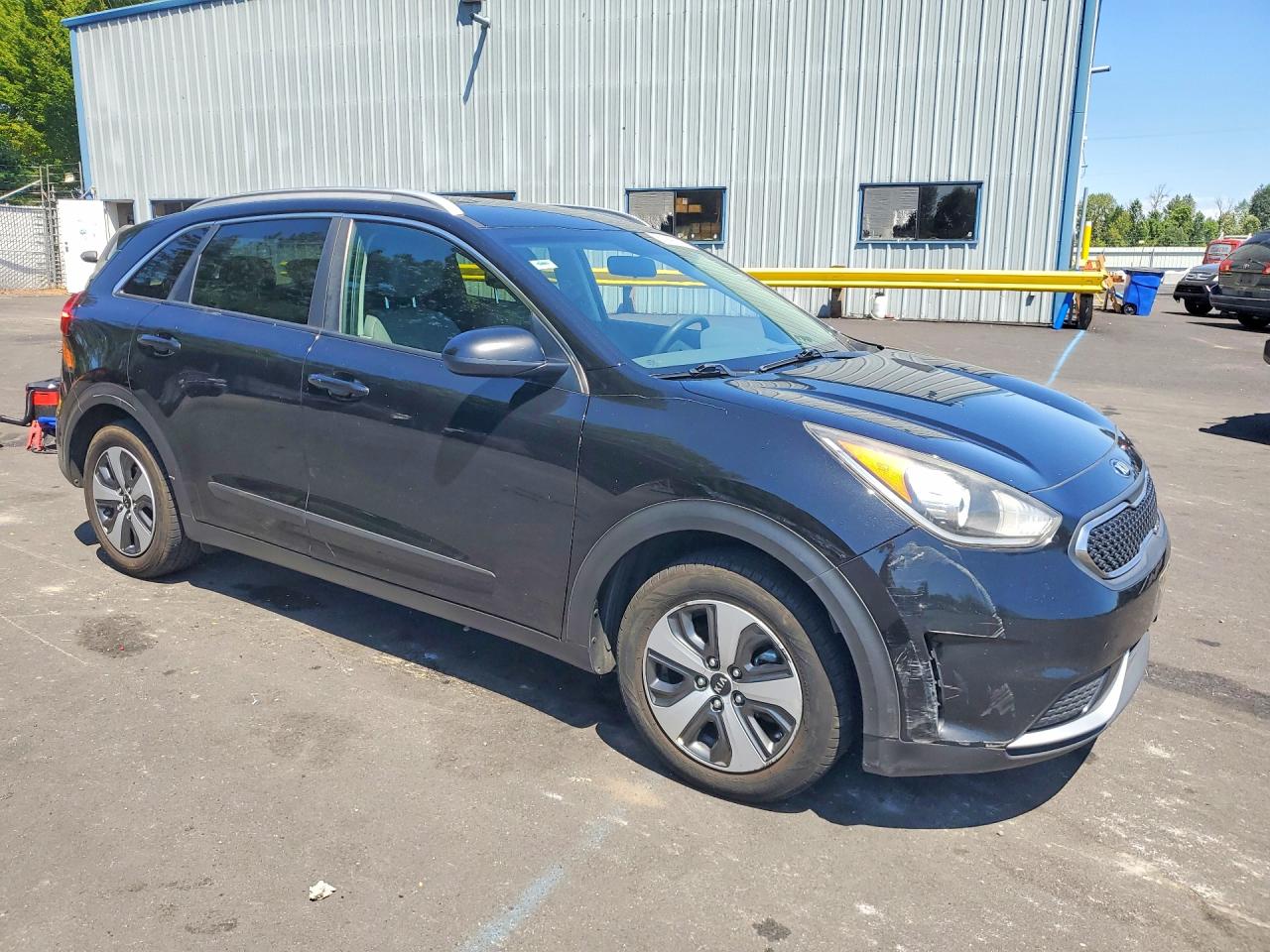 2017 KIA NIRO