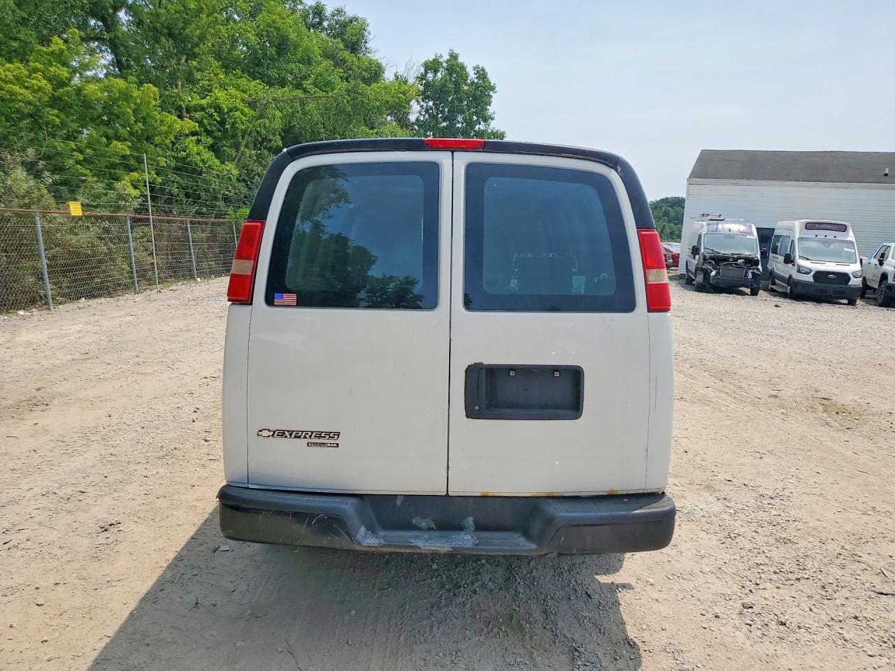 2012 CHEVROLET EXPRESS