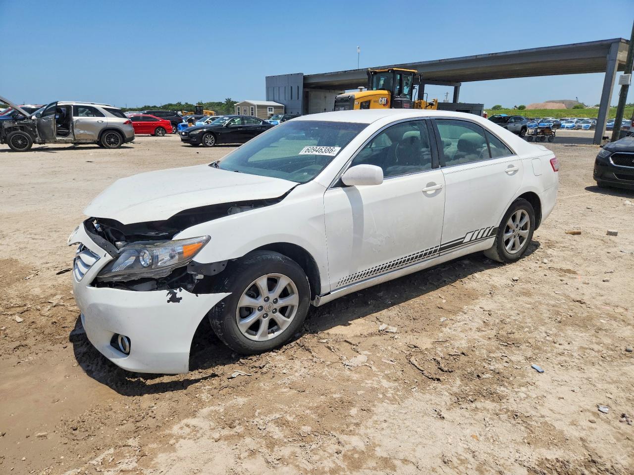 2011 TOYOTA CAMRY