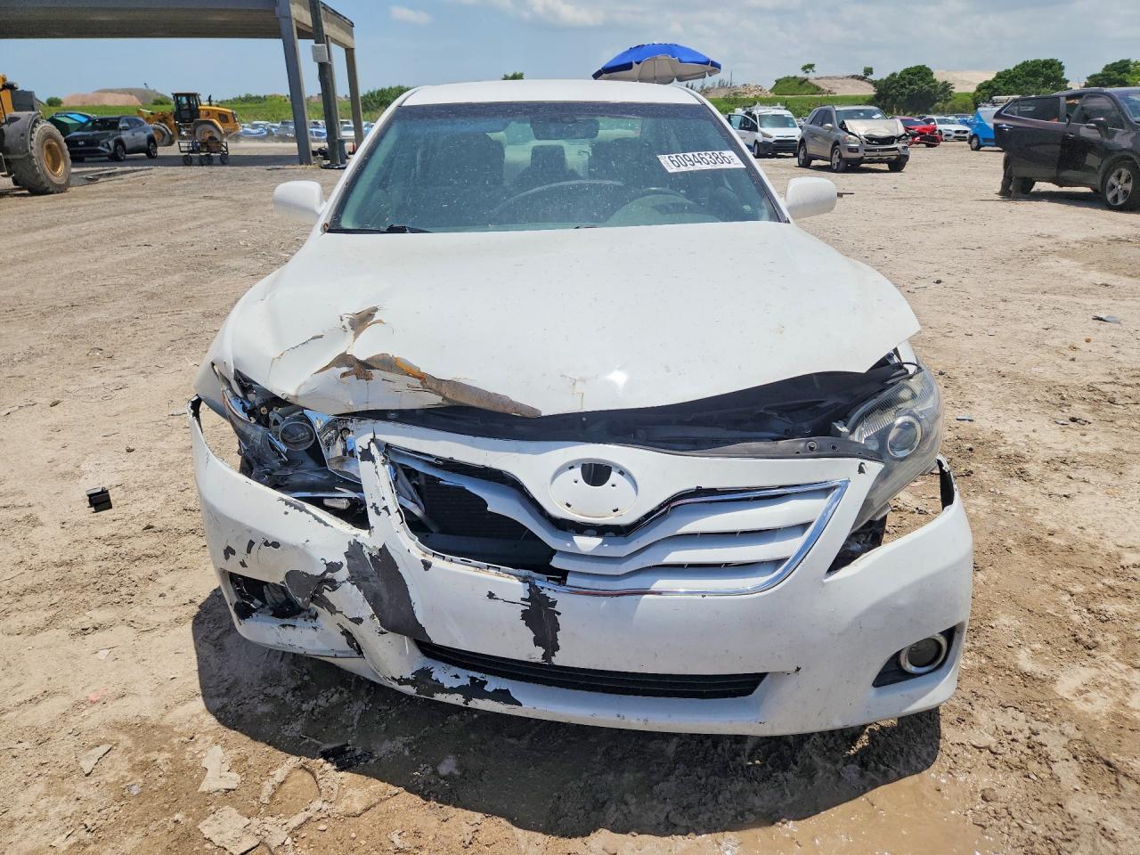 2011 TOYOTA CAMRY