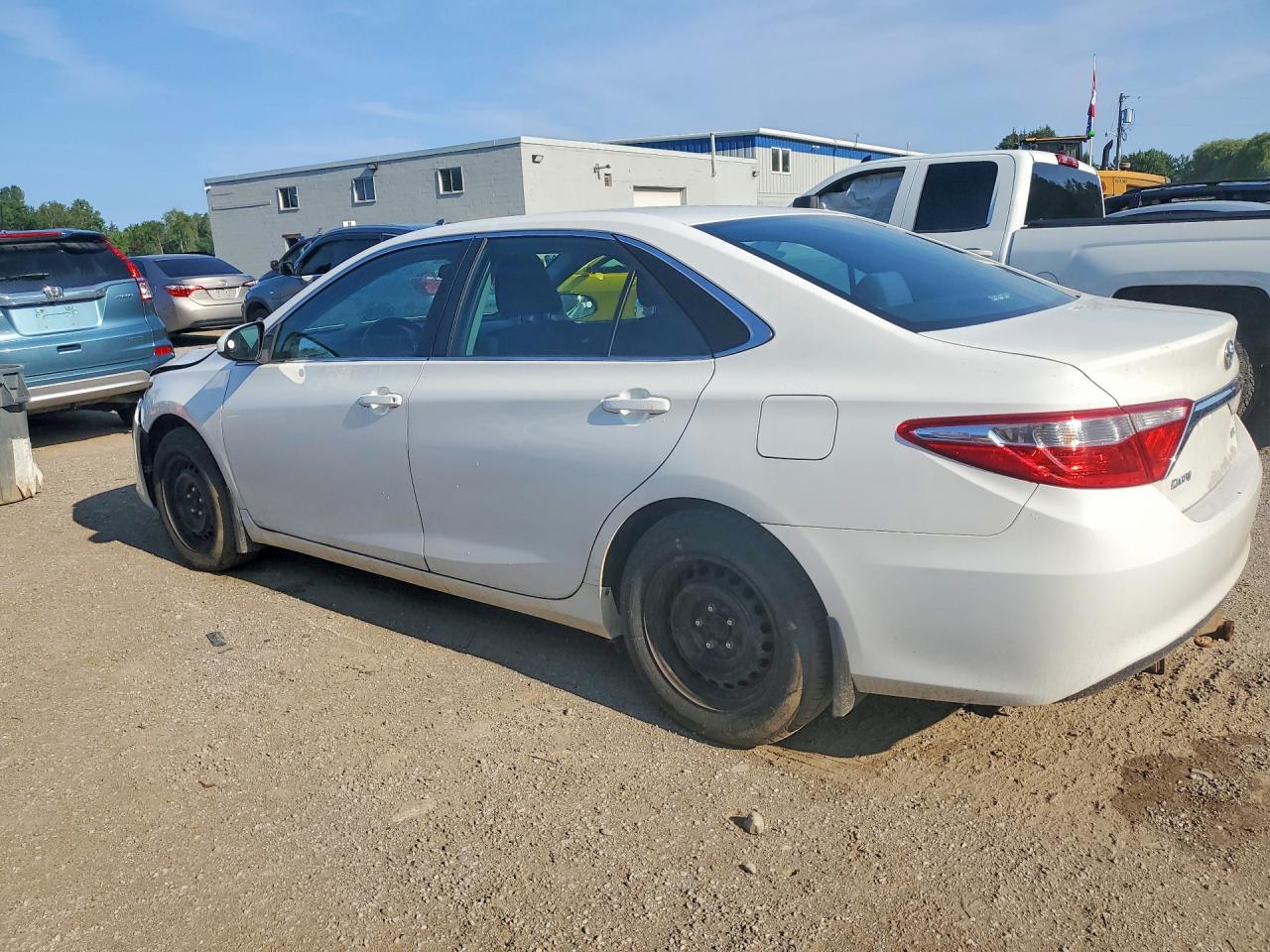 2015 TOYOTA CAMRY