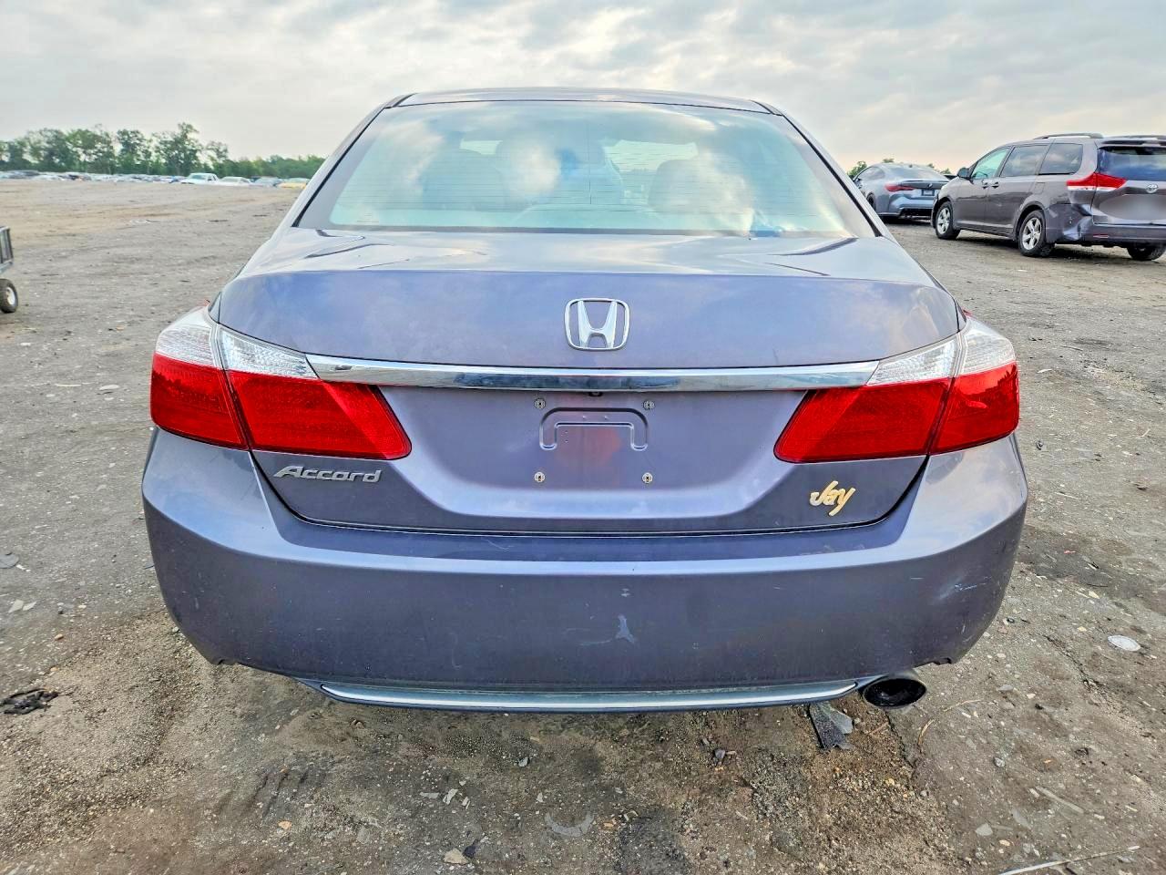 2015 HONDA ACCORD