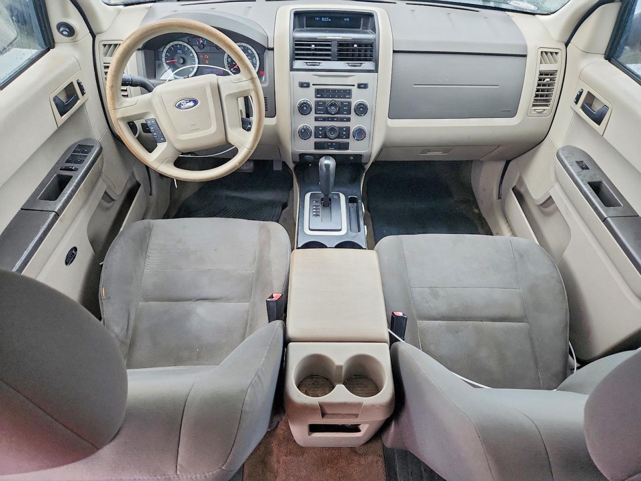 2011 FORD ESCAPE