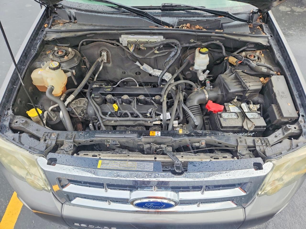 2011 FORD ESCAPE