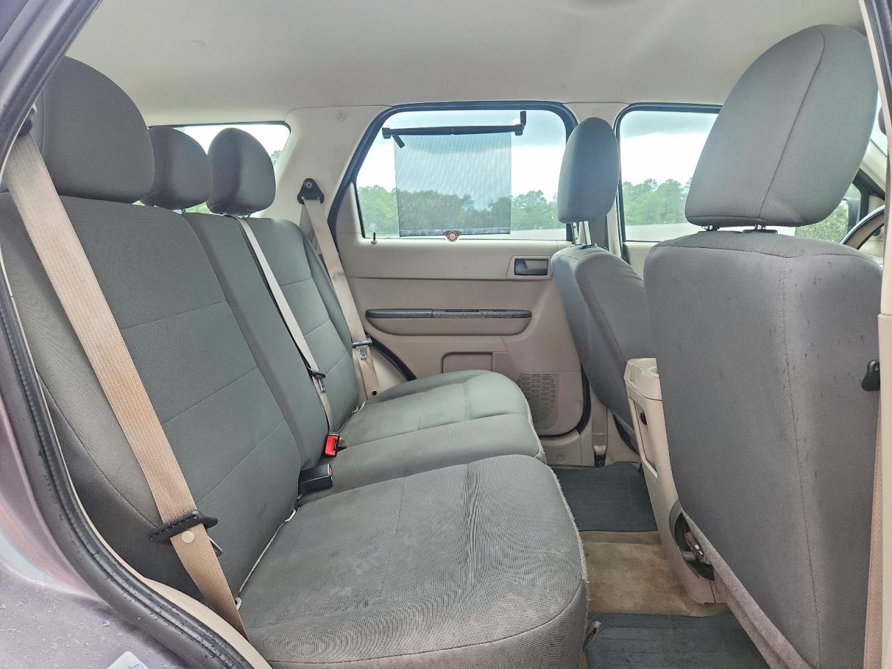 2011 FORD ESCAPE