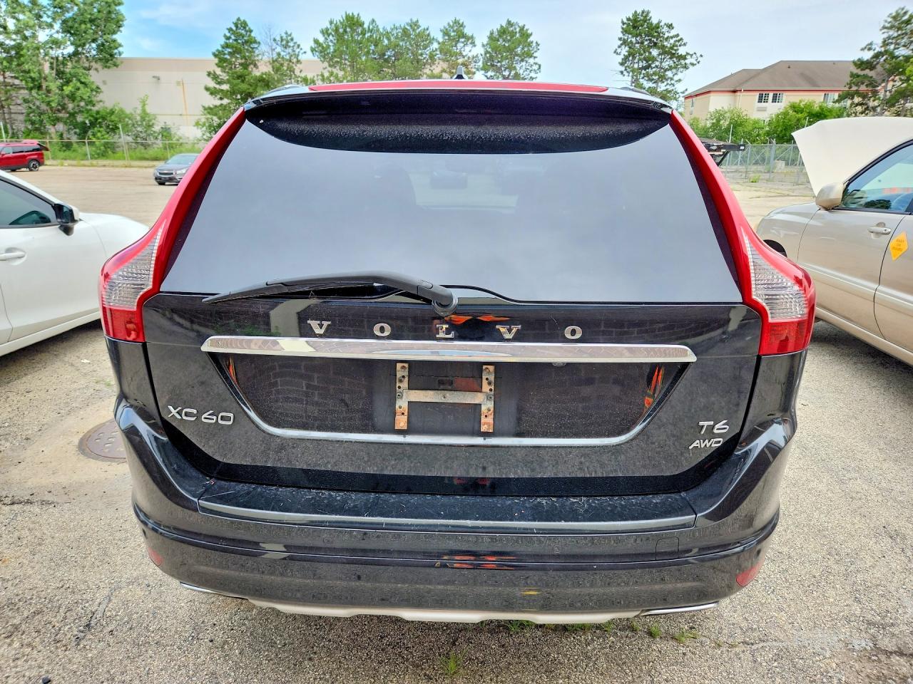 2016 VOLVO XC60