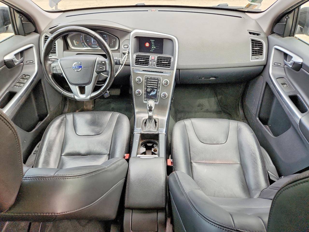 2016 VOLVO XC60