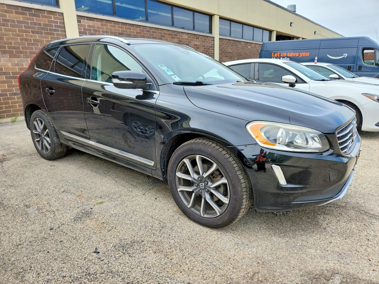2016 VOLVO XC60