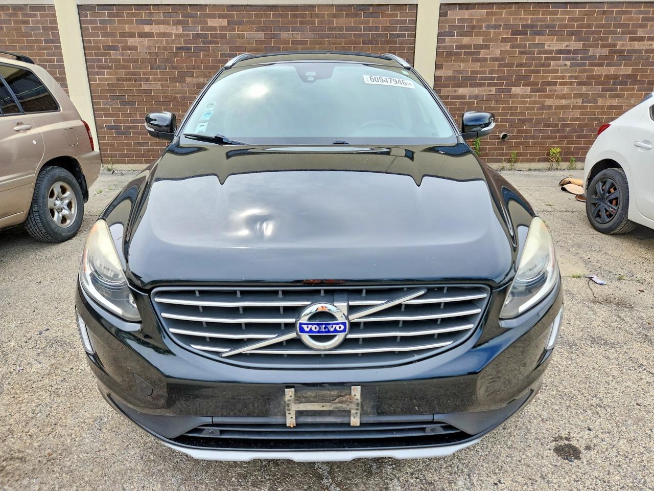 2016 VOLVO XC60