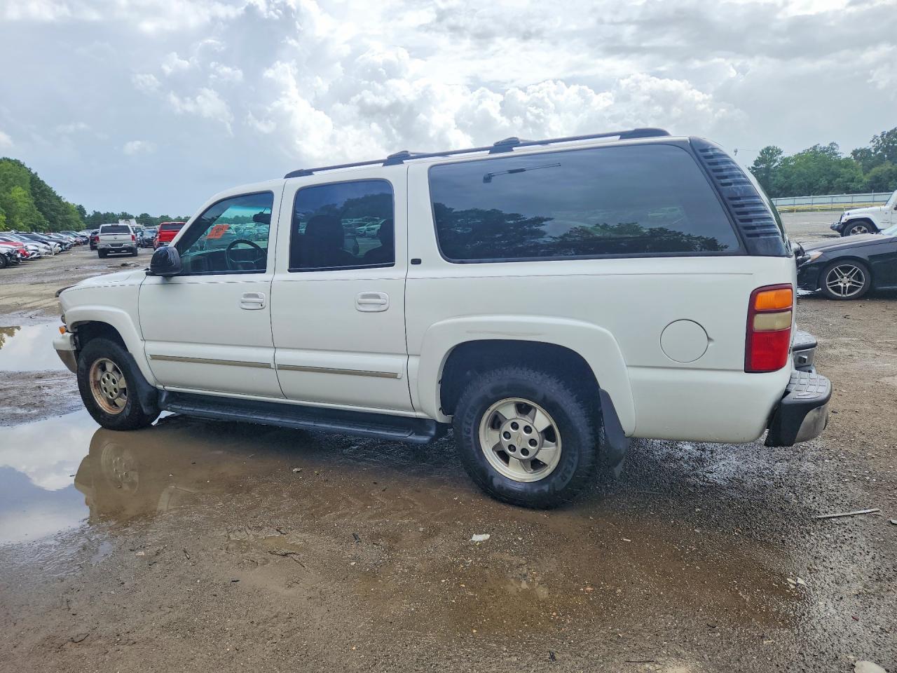 2001 CHEVROLET SUBURBAN